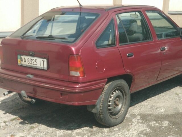Чорний Деу Рейсер, об'ємом двигуна 1.5 л та пробігом 238 тис. км за 1299 $, фото 2 на Automoto.ua