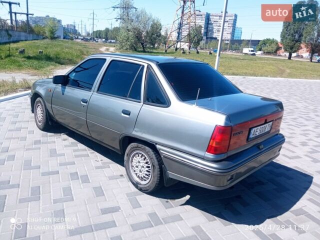 Серый Дэу Рейсер, объемом двигателя 1.5 л и пробегом 227 тыс. км за 1650 $, фото 1 на Automoto.ua