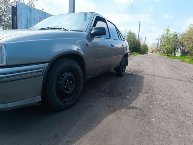 Сірий Деу Рейсер, об'ємом двигуна 1.5 л та пробігом 230 тис. км за 1500 $, фото 2 на Automoto.ua