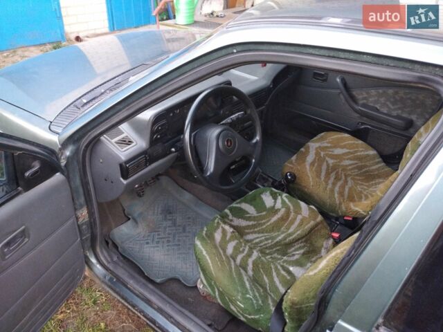 Зелений Деу Рейсер, об'ємом двигуна 1.5 л та пробігом 280 тис. км за 1100 $, фото 3 на Automoto.ua