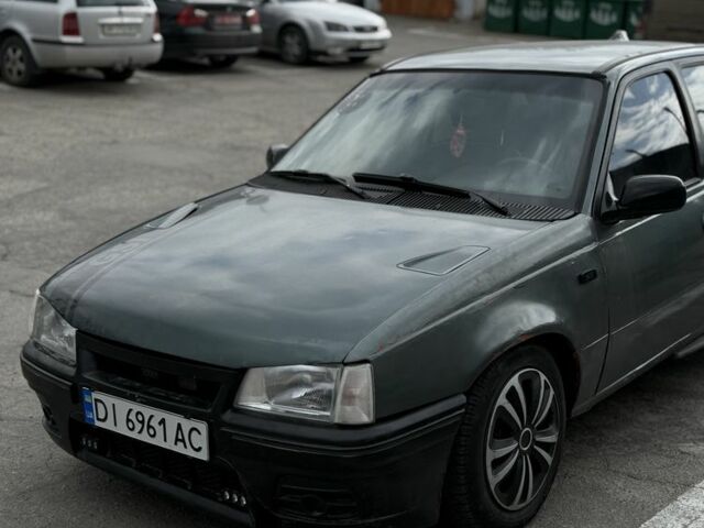 Зелений Деу Рейсер, об'ємом двигуна 1.5 л та пробігом 300 тис. км за 900 $, фото 2 на Automoto.ua