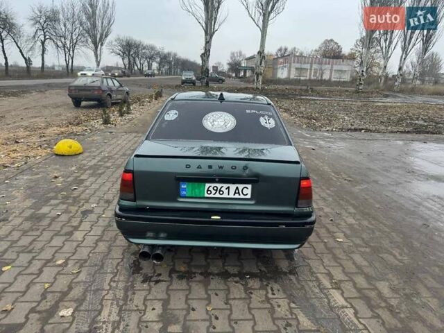 Зеленый Дэу Рейсер, объемом двигателя 1.5 л и пробегом 128 тыс. км за 1472 $, фото 5 на Automoto.ua