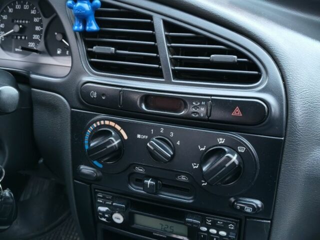 Белый Дэу Сенс, объемом двигателя 1 л и пробегом 249 тыс. км за 1500 $, фото 2 на Automoto.ua