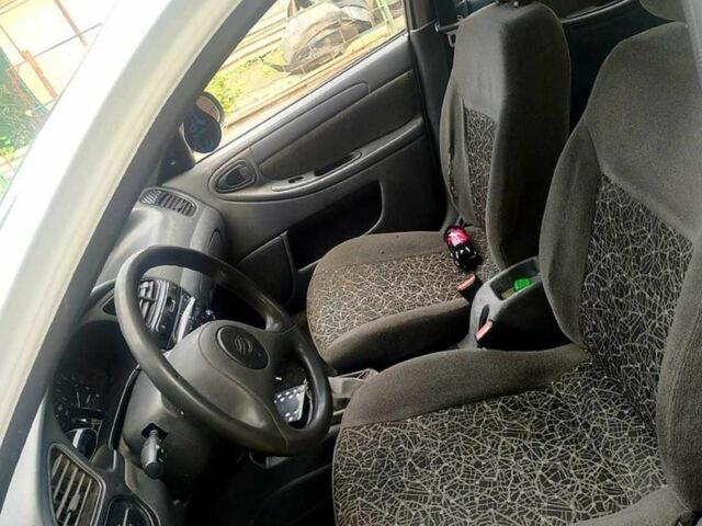 Белый Дэу Сенс, объемом двигателя 1.5 л и пробегом 3 тыс. км за 1300 $, фото 2 на Automoto.ua