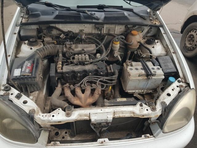 Білий Деу Сенс, об'ємом двигуна 1.5 л та пробігом 100 тис. км за 1424 $, фото 5 на Automoto.ua