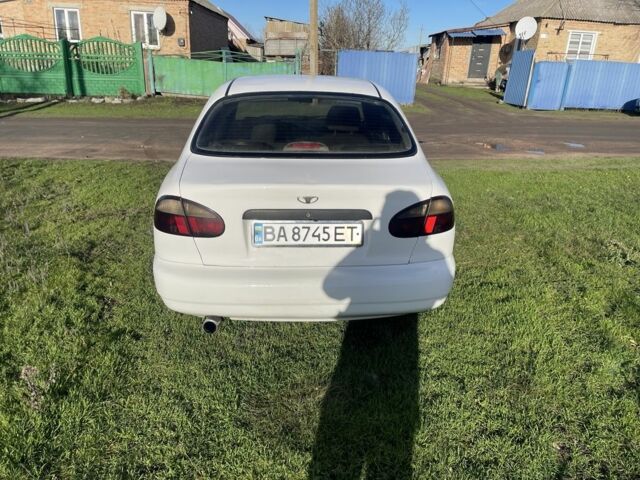 Білий Деу Сенс, об'ємом двигуна 1.3 л та пробігом 196 тис. км за 2000 $, фото 3 на Automoto.ua