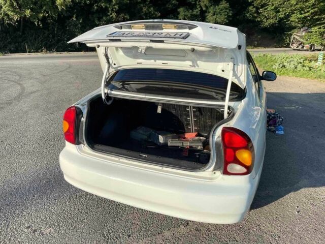 Дэу Сенс 2011 в Виннице на Automoto.ua Белый Дэу Сенс, объемом двигателя 1.5 л и пробегом 210 тыс. км за 2381 $, фото 11 на Automoto.ua