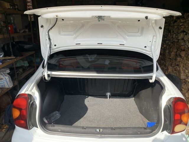 Белый Дэу Сенс, объемом двигателя 1.3 л и пробегом 64 тыс. км за 3000 $, фото 7 на Automoto.ua