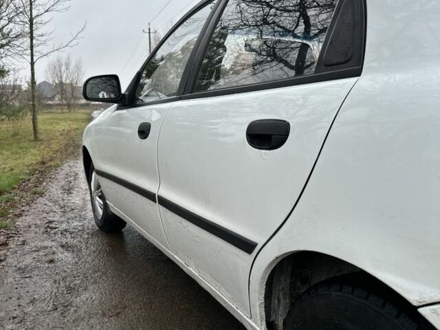 Белый Дэу Сенс, объемом двигателя 1.5 л и пробегом 280 тыс. км за 2300 $, фото 13 на Automoto.ua