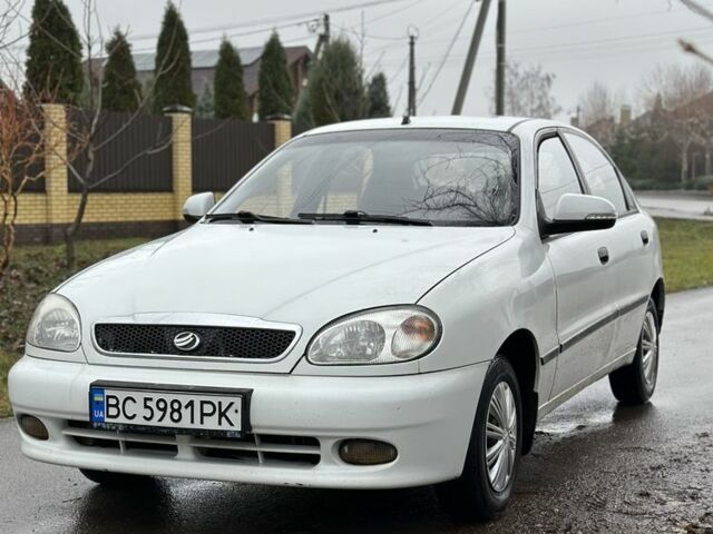 Белый Дэу Сенс, объемом двигателя 1.5 л и пробегом 280 тыс. км за 2300 $, фото 2 на Automoto.ua