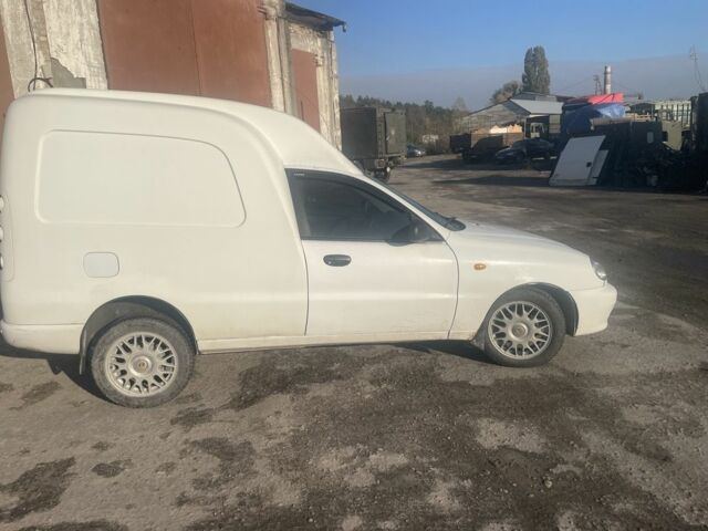 Деу Сенс 2007 у Києві на Automoto.ua Білий Деу Сенс, об'ємом двигуна 1.5 л та пробігом 215 тис. км за 1700 $, фото 9 на Automoto.ua