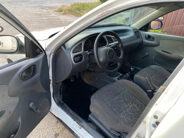 Білий Деу Сенс, об'ємом двигуна 1.5 л та пробігом 1 тис. км за 1550 $, фото 7 на Automoto.ua
