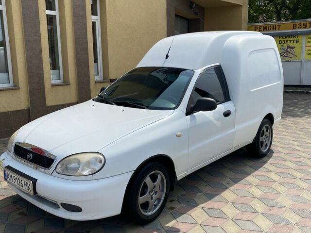 Білий Деу Сенс, об'ємом двигуна 1.5 л та пробігом 340 тис. км за 2000 $, фото 2 на Automoto.ua