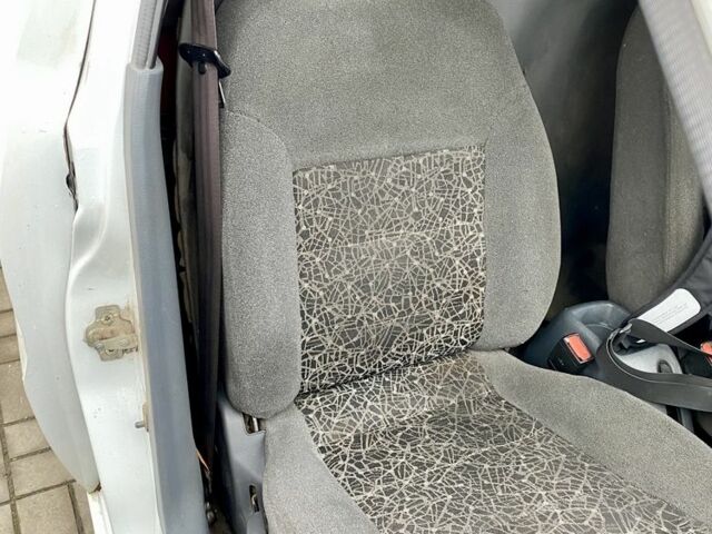 Белый Дэу Сенс, объемом двигателя 1.5 л и пробегом 238 тыс. км за 2000 $, фото 14 на Automoto.ua