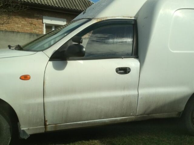 Белый Дэу Сенс, объемом двигателя 0 л и пробегом 158 тыс. км за 600 $, фото 1 на Automoto.ua