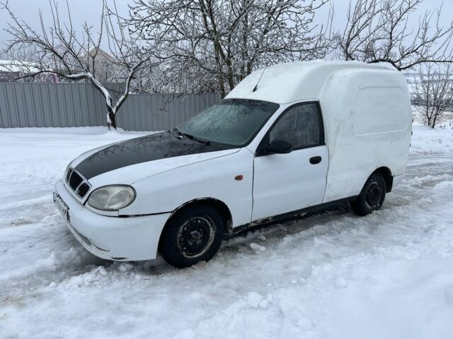 Белый Дэу Сенс, объемом двигателя 1.3 л и пробегом 111 тыс. км за 900 $, фото 1 на Automoto.ua