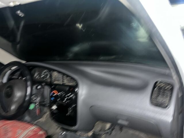 Білий Деу Сенс, об'ємом двигуна 1.3 л та пробігом 333 тис. км за 1300 $, фото 4 на Automoto.ua