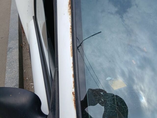 Белый Дэу Сенс, объемом двигателя 1.5 л и пробегом 320 тыс. км за 1200 $, фото 3 на Automoto.ua