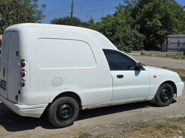 Дэу Сенс 2011 в Запорожье на Automoto.ua Белый Дэу Сенс, объемом двигателя 1.5 л и пробегом 233 тыс. км за 1900 $, фото 5 на Automoto.ua