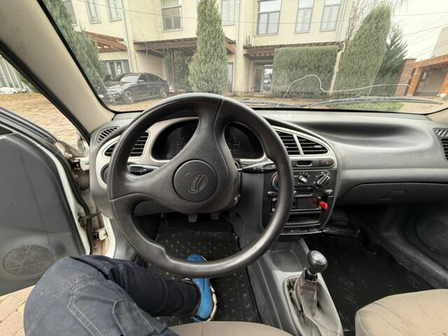 Белый Дэу Сенс, объемом двигателя 1.5 л и пробегом 290 тыс. км за 2100 $, фото 9 на Automoto.ua