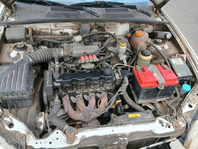 Белый Дэу Сенс, объемом двигателя 1.5 л и пробегом 320 тыс. км за 1200 $, фото 4 на Automoto.ua