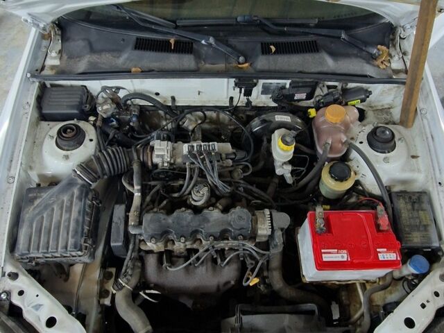 Білий Деу Сенс, об'ємом двигуна 1.5 л та пробігом 160 тис. км за 3500 $, фото 7 на Automoto.ua