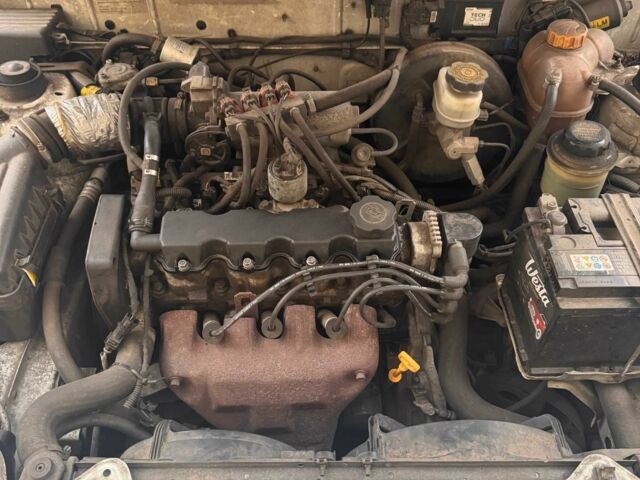 Белый Дэу Сенс, объемом двигателя 1.5 л и пробегом 116 тыс. км за 4503 $, фото 4 на Automoto.ua