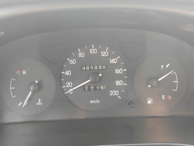 Белый Дэу Сенс, объемом двигателя 1.5 л и пробегом 310 тыс. км за 2300 $, фото 8 на Automoto.ua