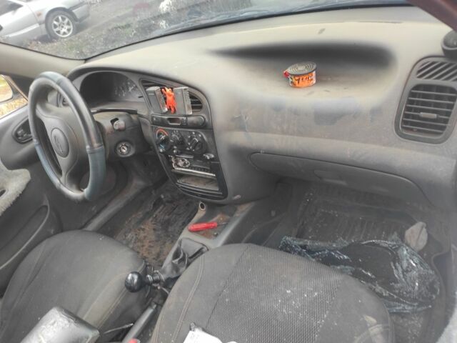 Белый Дэу Сенс, объемом двигателя 1.5 л и пробегом 3 тыс. км за 800 $, фото 4 на Automoto.ua