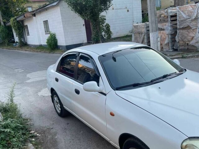 Белый Дэу Сенс, объемом двигателя 1.5 л и пробегом 450 тыс. км за 500 $, фото 2 на Automoto.ua