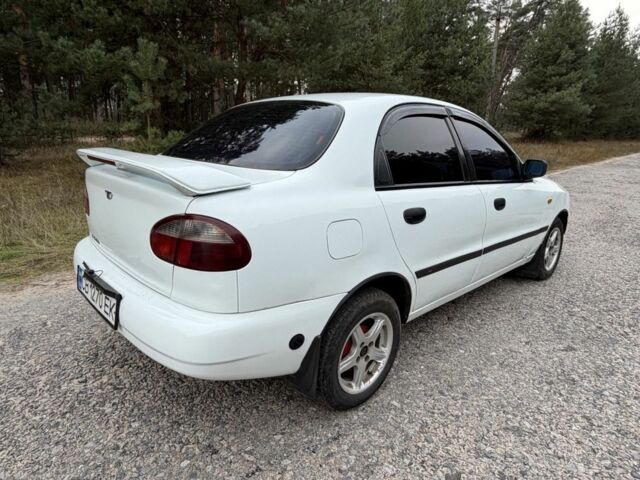 Білий Деу Сенс, об'ємом двигуна 1.5 л та пробігом 217 тис. км за 1800 $, фото 2 на Automoto.ua