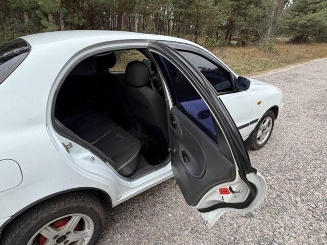 Білий Деу Сенс, об'ємом двигуна 1.5 л та пробігом 217 тис. км за 1800 $, фото 7 на Automoto.ua