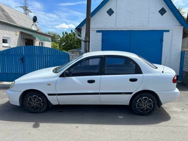 Белый Дэу Сенс, объемом двигателя 1.5 л и пробегом 375 тыс. км за 1500 $, фото 1 на Automoto.ua