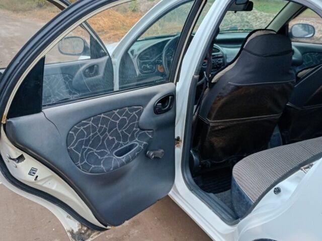 Білий Деу Сенс, об'ємом двигуна 0 л та пробігом 250 тис. км за 2100 $, фото 11 на Automoto.ua