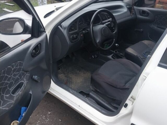 Белый Дэу Сенс, объемом двигателя 1.3 л и пробегом 244 тыс. км за 1550 $, фото 14 на Automoto.ua