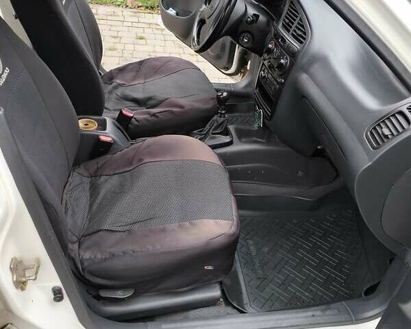 Белый Дэу Сенс, объемом двигателя 1.3 л и пробегом 243 тыс. км за 1700 $, фото 12 на Automoto.ua