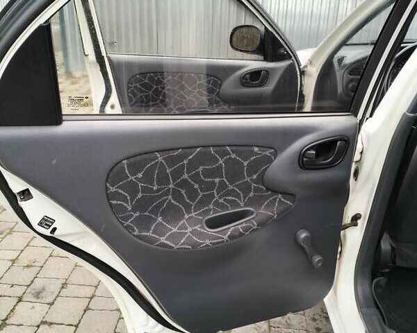 Белый Дэу Сенс, объемом двигателя 1.3 л и пробегом 243 тыс. км за 1700 $, фото 19 на Automoto.ua