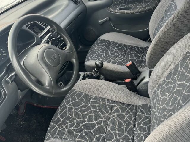 Белый Дэу Сенс, объемом двигателя 1.5 л и пробегом 280 тыс. км за 1900 $, фото 5 на Automoto.ua