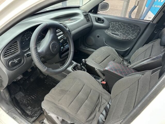 Белый Дэу Сенс, объемом двигателя 1.3 л и пробегом 3 тыс. км за 3200 $, фото 9 на Automoto.ua