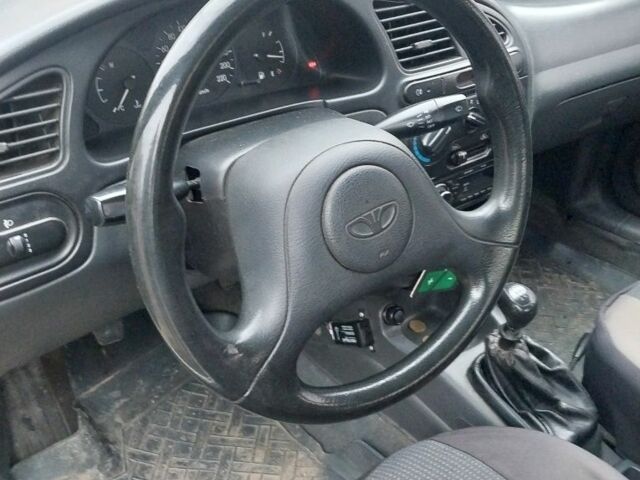 Білий Деу Сенс, об'ємом двигуна 1.3 л та пробігом 244 тис. км за 1550 $, фото 4 на Automoto.ua