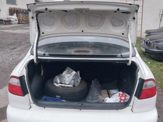 Белый Дэу Сенс, объемом двигателя 1.3 л и пробегом 244 тыс. км за 1550 $, фото 10 на Automoto.ua