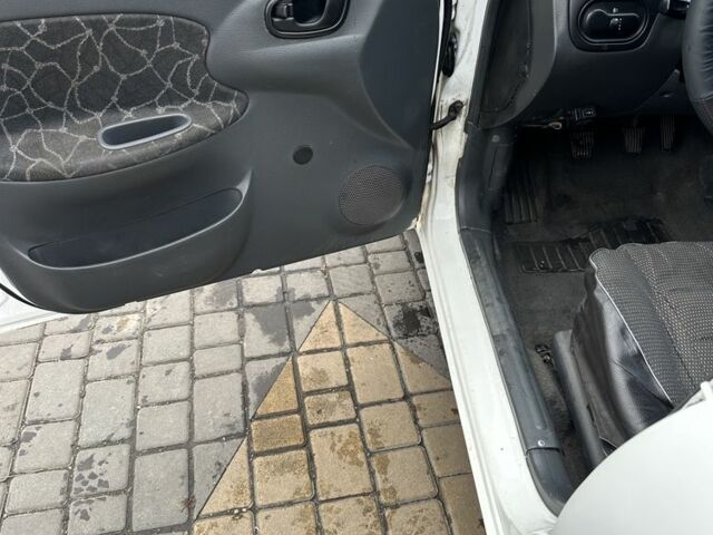 Белый Дэу Сенс, объемом двигателя 1.3 л и пробегом 3 тыс. км за 3200 $, фото 10 на Automoto.ua