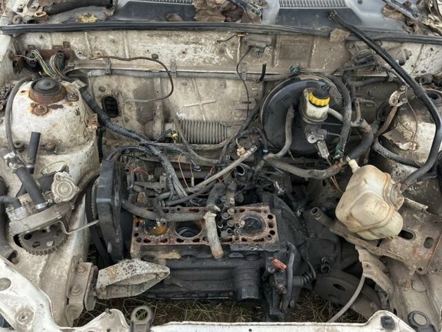 Белый Дэу Сенс, объемом двигателя 0 л и пробегом 1 тыс. км за 356 $, фото 5 на Automoto.ua