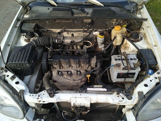 Білий Деу Сенс, об'ємом двигуна 1.5 л та пробігом 237 тис. км за 1070 $, фото 7 на Automoto.ua