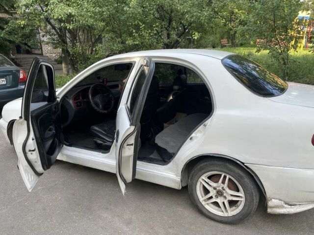 Белый Дэу Сенс, объемом двигателя 1.5 л и пробегом 377 тыс. км за 1800 $, фото 2 на Automoto.ua