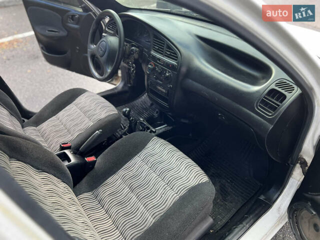 Белый Дэу Сенс, объемом двигателя 1.3 л и пробегом 200 тыс. км за 1500 $, фото 11 на Automoto.ua