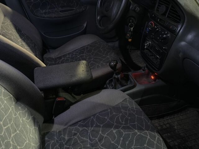 Білий Деу Сенс, об'ємом двигуна 1.3 л та пробігом 230 тис. км за 2000 $, фото 7 на Automoto.ua