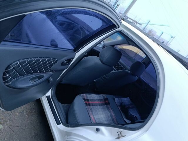 Белый Дэу Сенс, объемом двигателя 1.5 л и пробегом 208 тыс. км за 2500 $, фото 5 на Automoto.ua