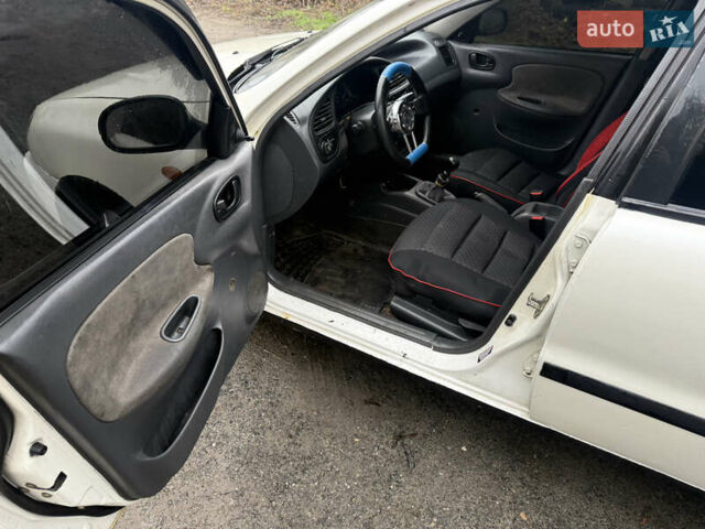 Белый Дэу Сенс, объемом двигателя 1.3 л и пробегом 555 тыс. км за 1375 $, фото 9 на Automoto.ua