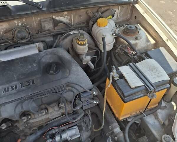 Белый Дэу Сенс, объемом двигателя 1.3 л и пробегом 360 тыс. км за 2000 $, фото 12 на Automoto.ua